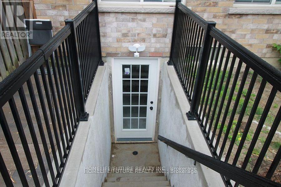 Bsmt - 20 Sheldon Drive, Ajax, Ontario  L1T 4K7 - Photo 13 - E12438914