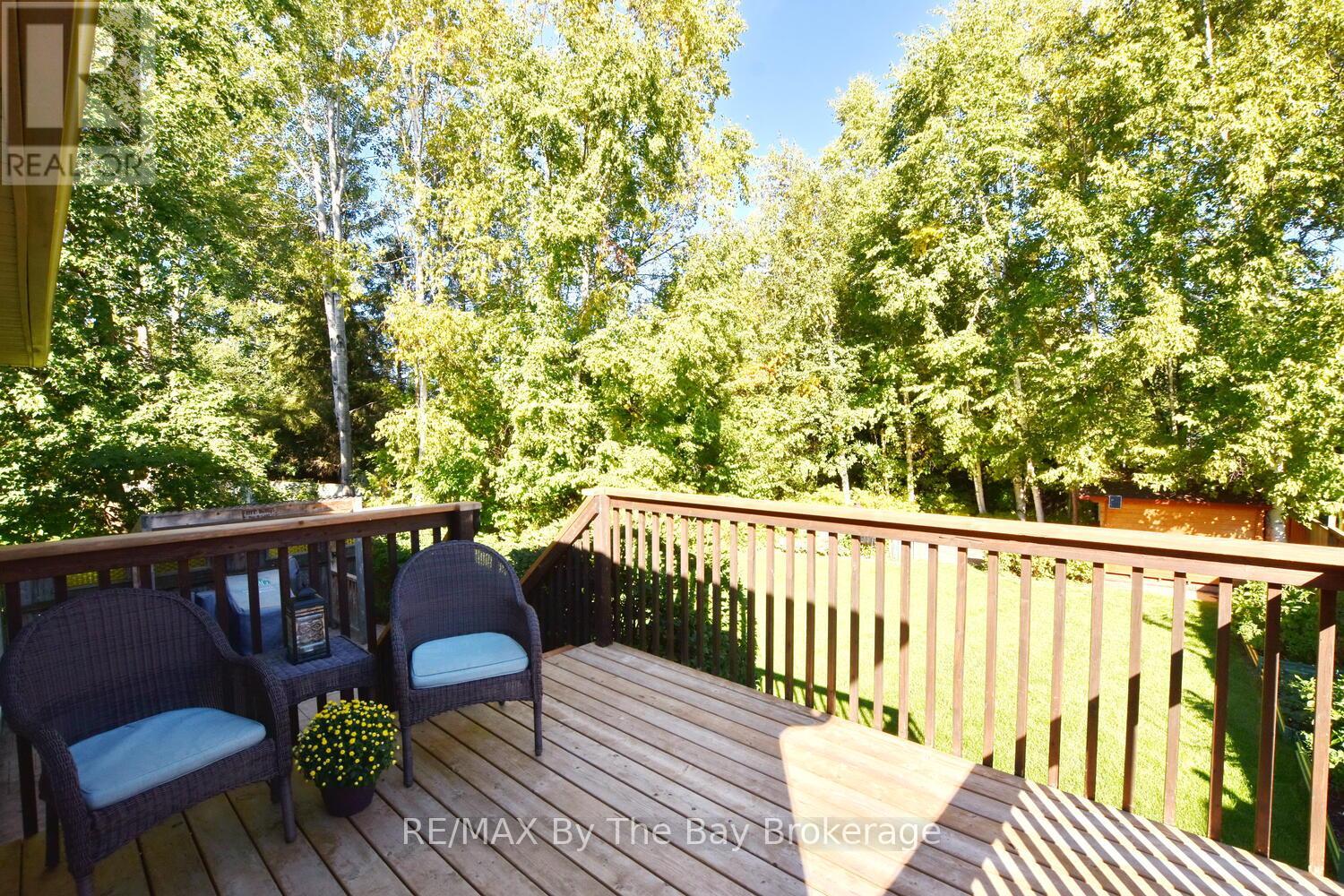 60 Caribou Trail, Wasaga Beach, Ontario  L9Z 1H4 - Photo 15 - S12442297