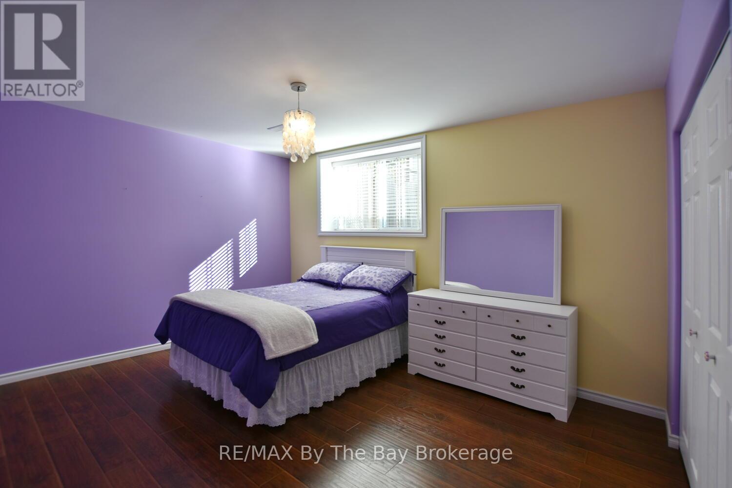 60 Caribou Trail, Wasaga Beach, Ontario  L9Z 1H4 - Photo 27 - S12442297