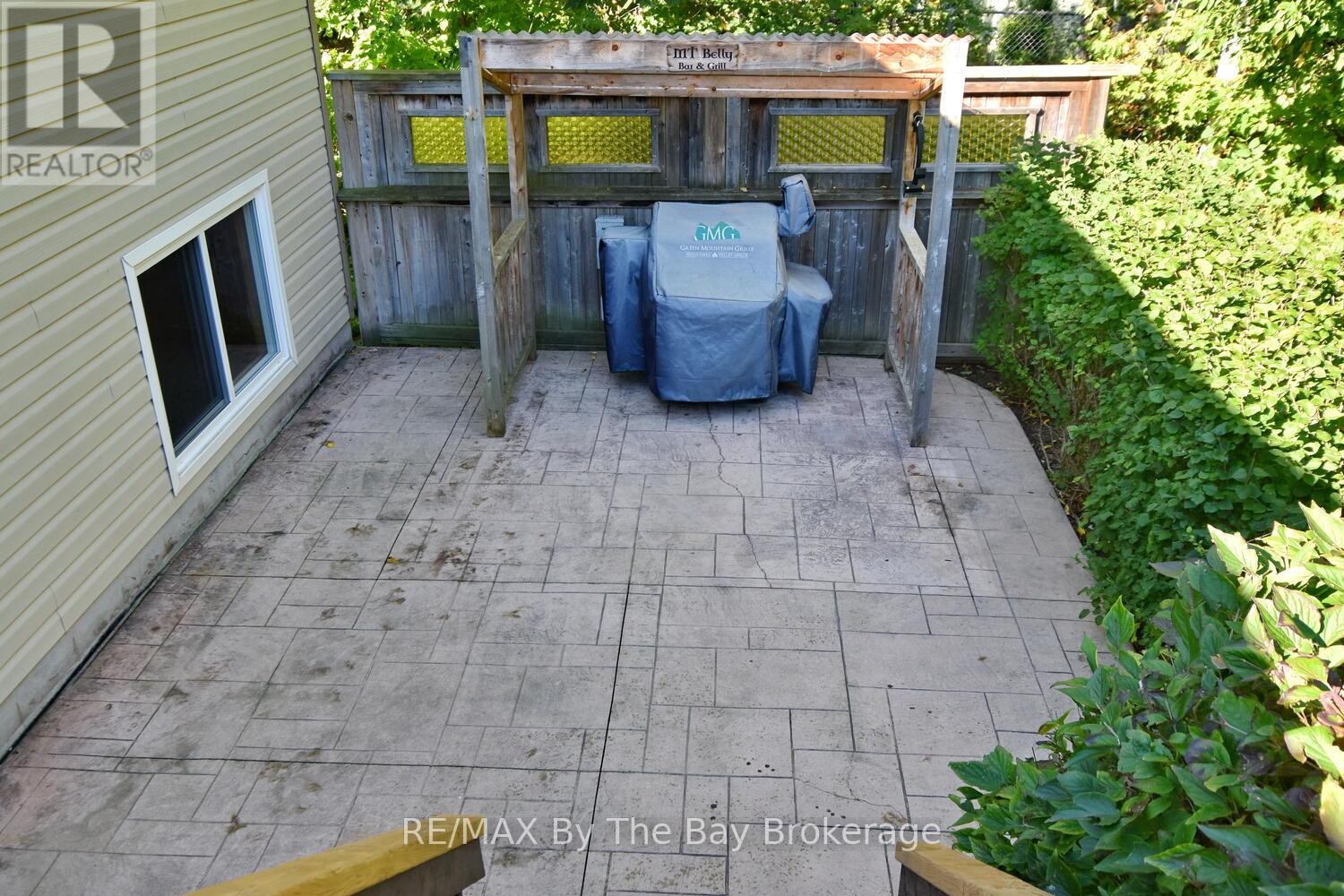 60 Caribou Trail, Wasaga Beach, Ontario  L9Z 1H4 - Photo 36 - S12442297