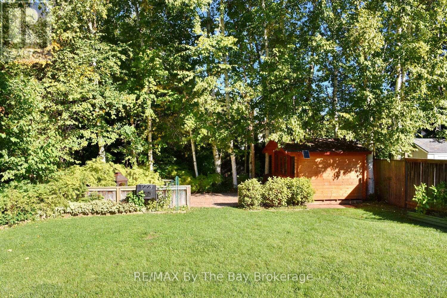60 Caribou Trail, Wasaga Beach, Ontario  L9Z 1H4 - Photo 33 - S12442297