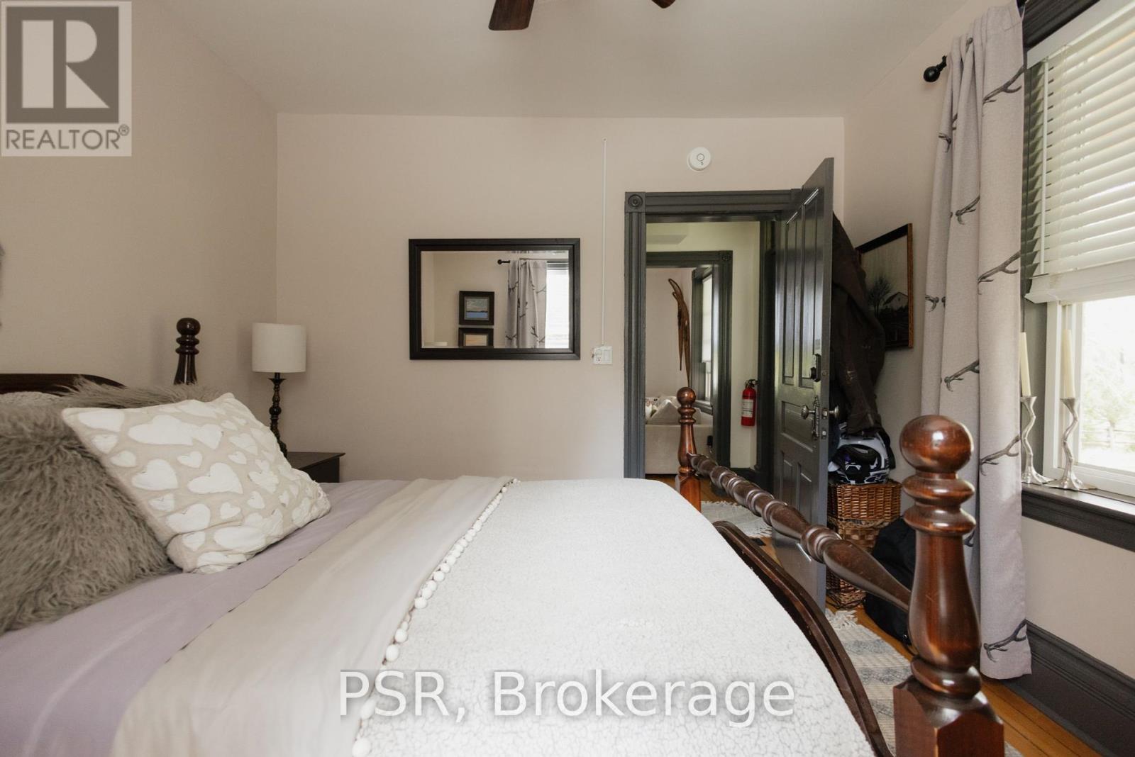 596250 4th Line, Blue Mountains, Ontario  N0H 1J0 - Photo 14 - X12442774