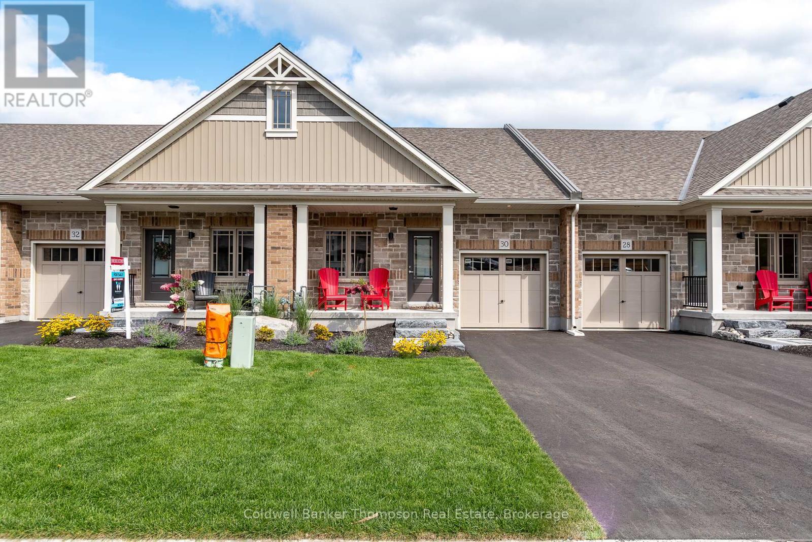 30 Charles Morley Boulevard, Huntsville, Ontario  P1H 0G5 - Photo 1 - X12442781