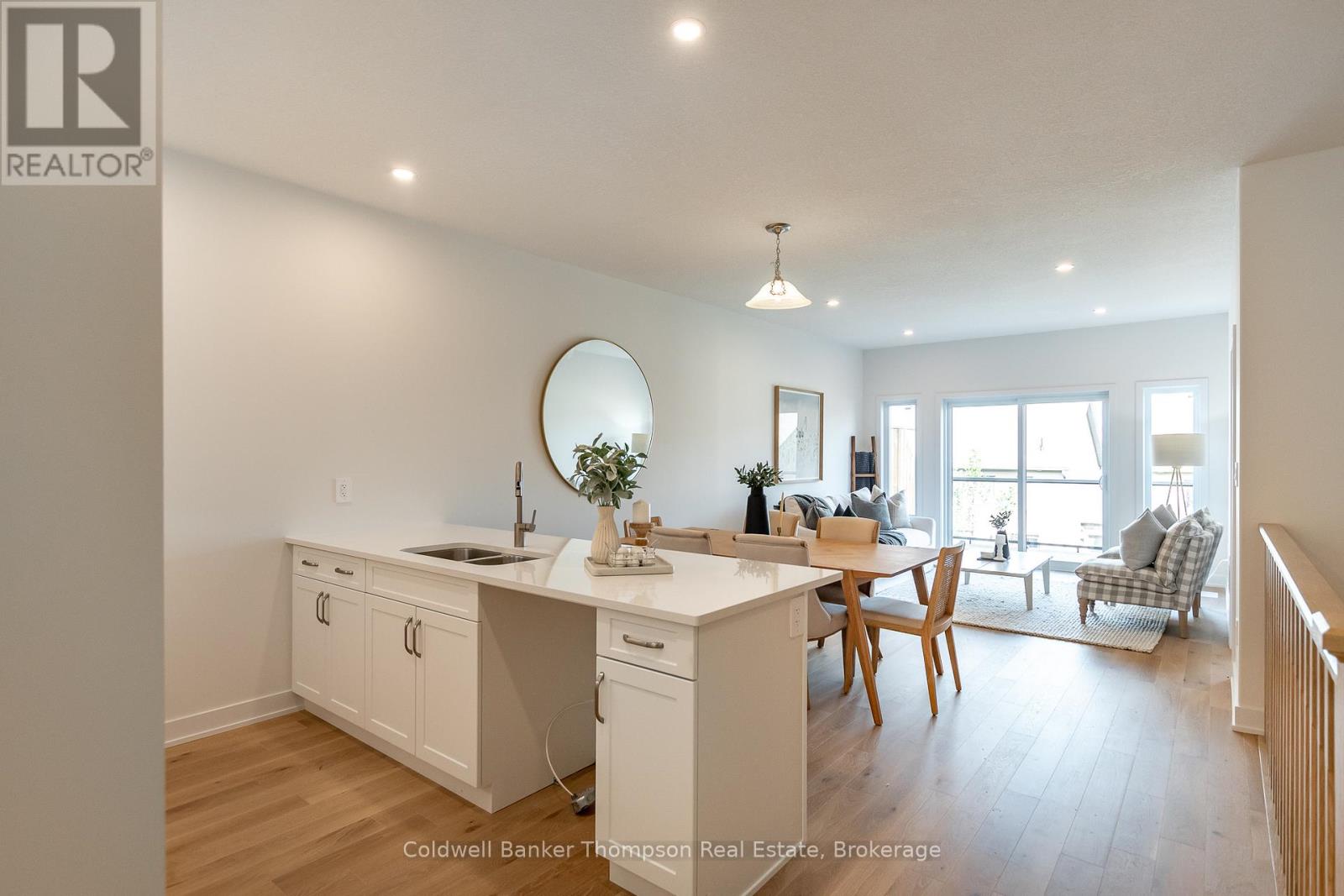 30 Charles Morley Boulevard, Huntsville, Ontario  P1H 0G5 - Photo 8 - X12442781