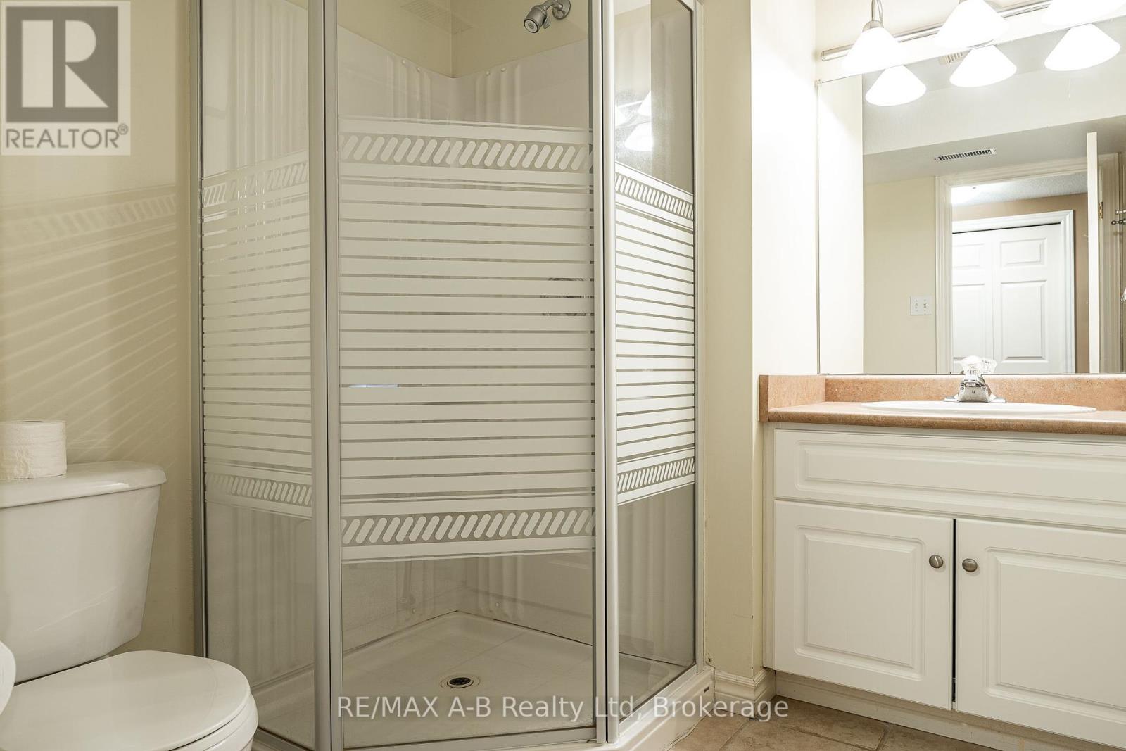 384 Douglas Street, Stratford, Ontario  N5A 7Z7 - Photo 33 - X12442806