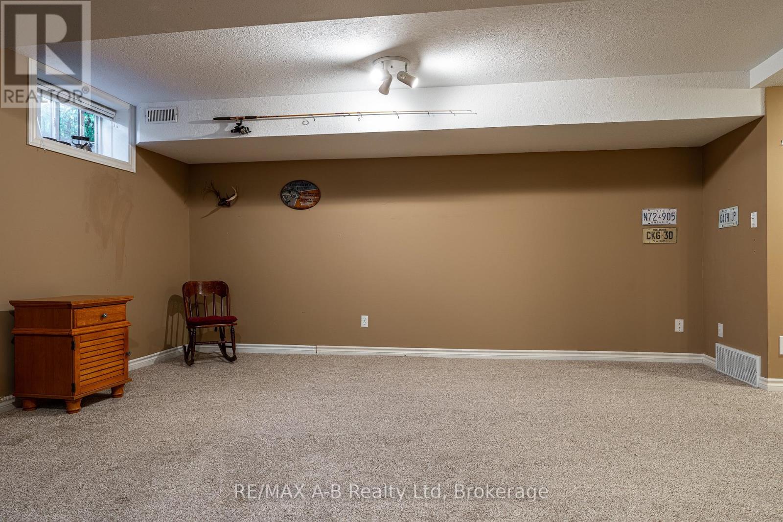 384 Douglas Street, Stratford, Ontario  N5A 7Z7 - Photo 30 - X12442806
