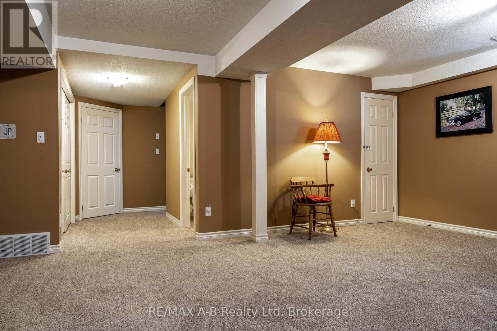 384 Douglas Street, Stratford, Ontario  N5A 7Z7 - Photo 29 - X12442806
