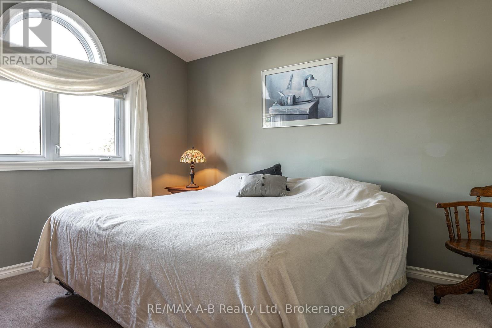 384 Douglas Street, Stratford, Ontario  N5A 7Z7 - Photo 19 - X12442806