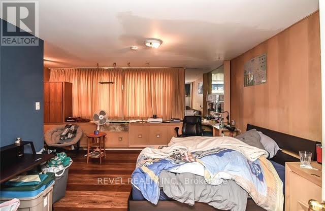 22 West Park Avenue, Hamilton (Ainslie Wood), Ontario  L8S 3M3 - Photo 10 - X12442557