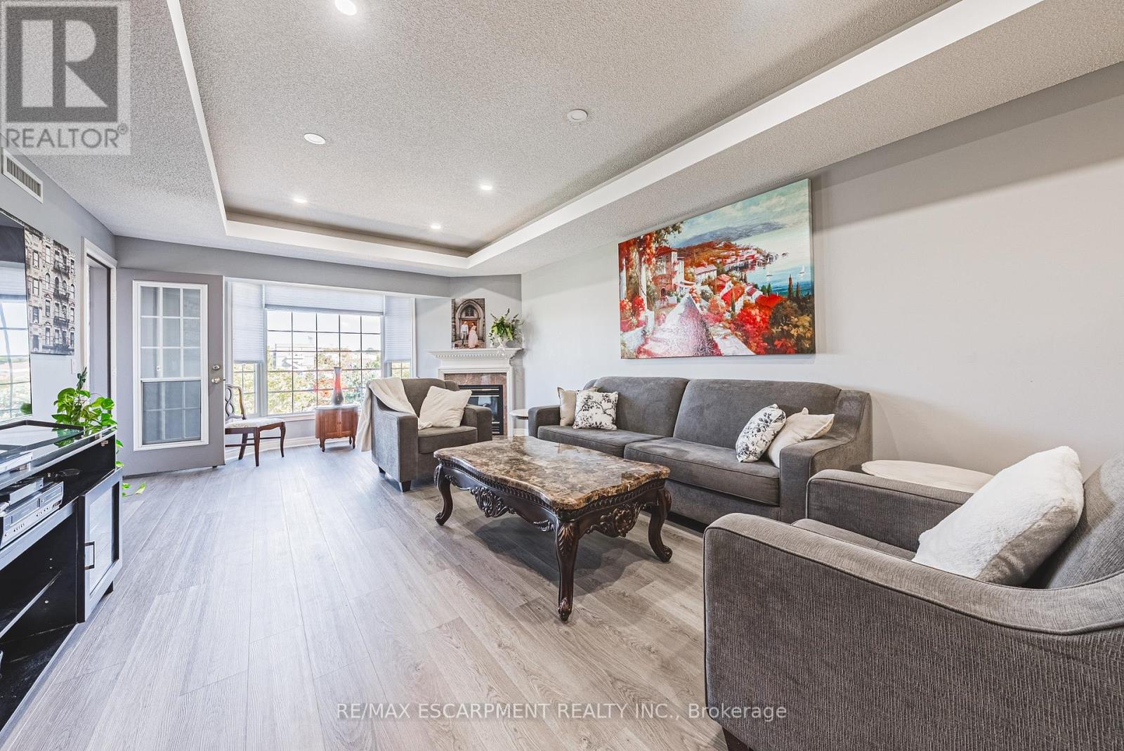 308 - 990 Golf Links Road, Hamilton (Meadowlands), Ontario  L9K 1J8 - Photo 16 - X12442574