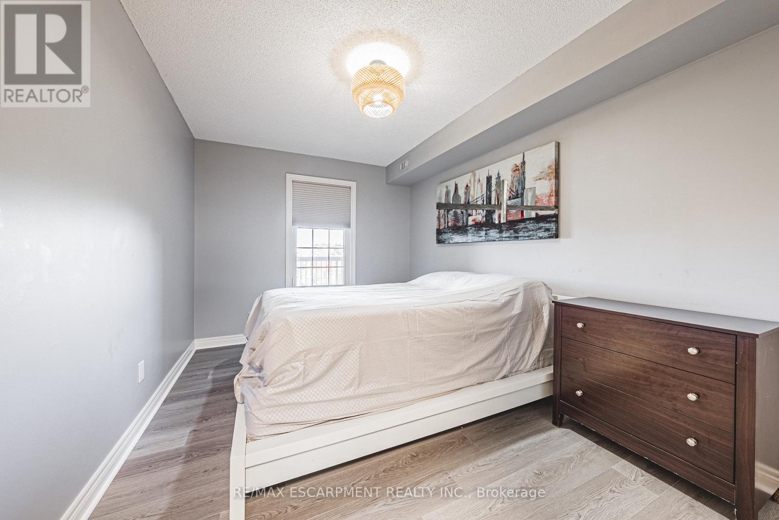 308 - 990 Golf Links Road, Hamilton (Meadowlands), Ontario  L9K 1J8 - Photo 19 - X12442574