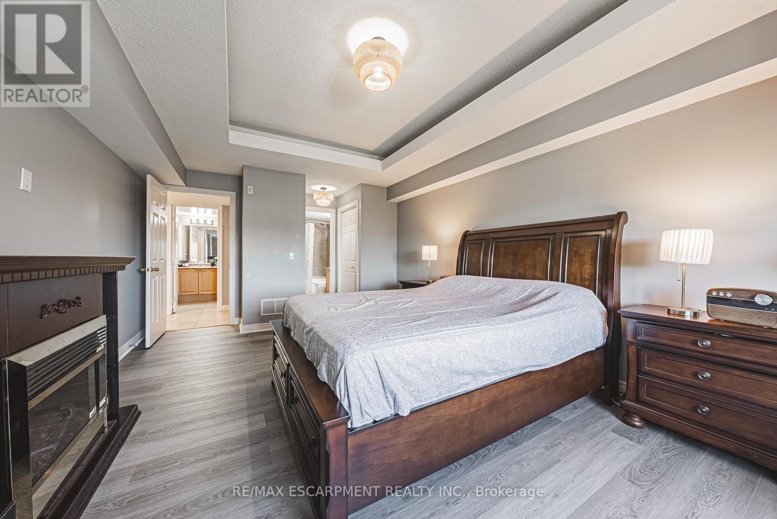 308 - 990 Golf Links Road, Hamilton (Meadowlands), Ontario  L9K 1J8 - Photo 24 - X12442574