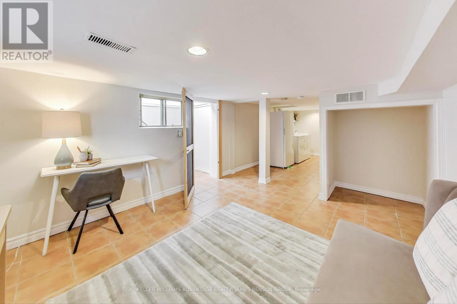 1188 Mineola Gardens, Mississauga (Mineola), Ontario  L5G 3X9 - Photo 32 - W12440672