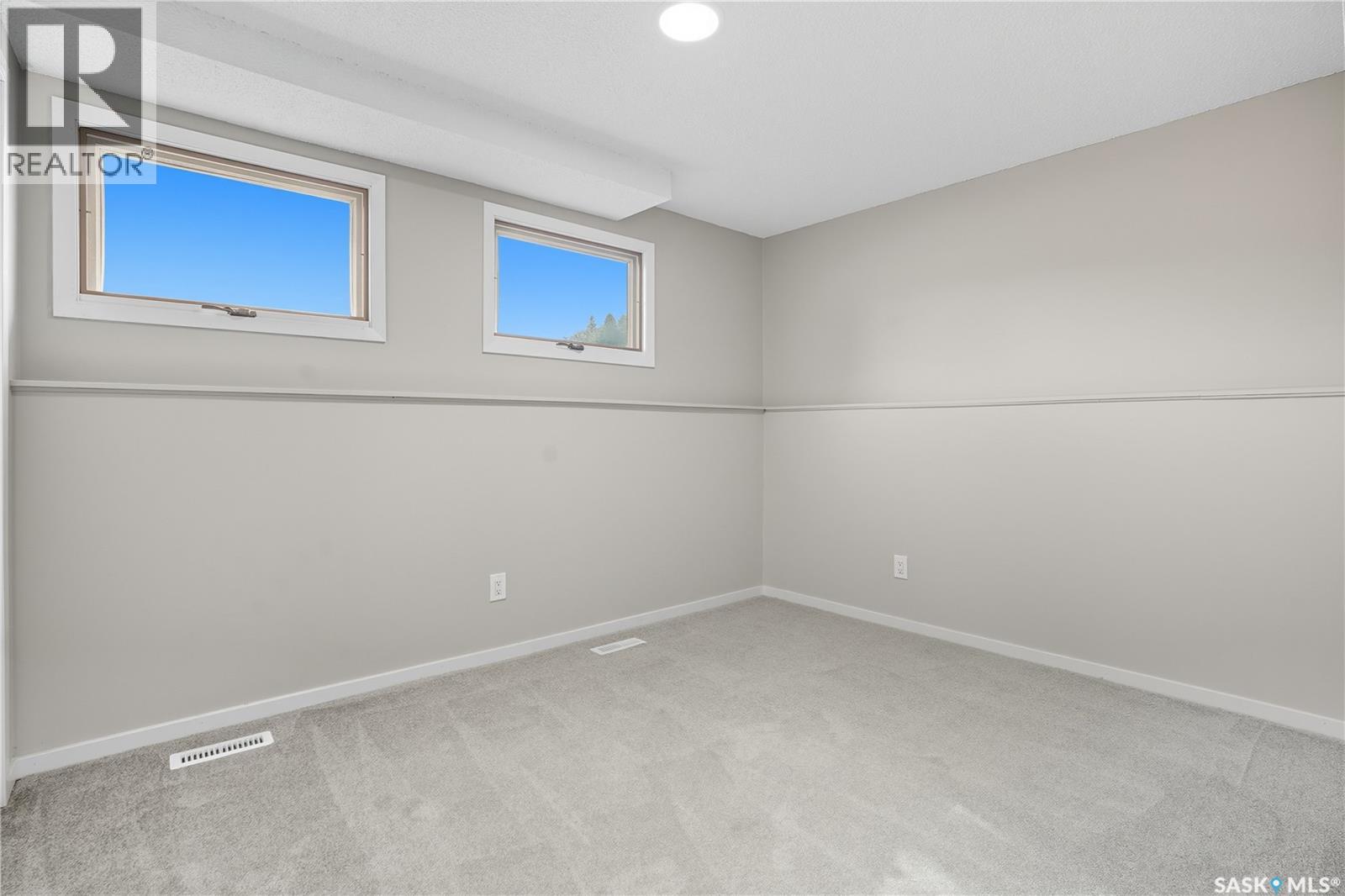 42 Aitken Crescent, Regina, Saskatchewan  S4R 5W7 - Photo 32 - SK019882