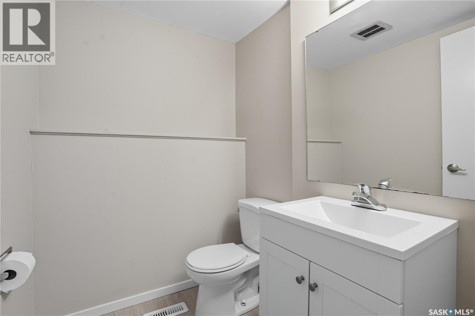 42 Aitken Crescent, Regina, Saskatchewan  S4R 5W7 - Photo 29 - SK019882