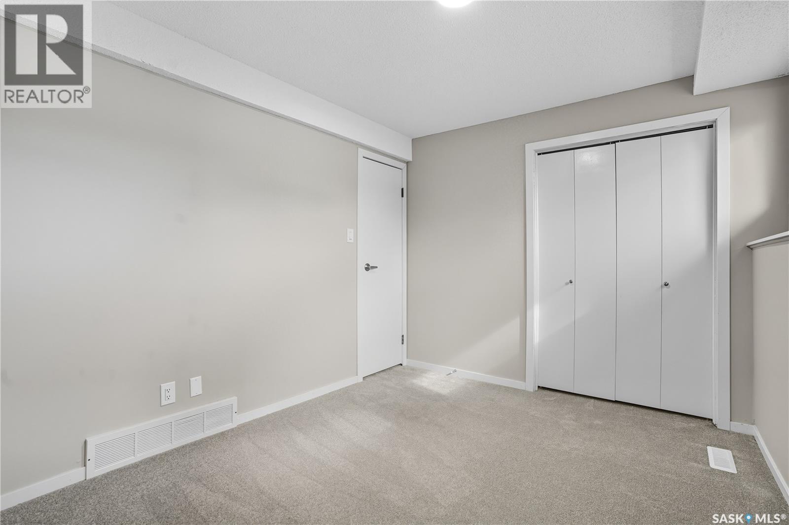 42 Aitken Crescent, Regina, Saskatchewan  S4R 5W7 - Photo 33 - SK019882