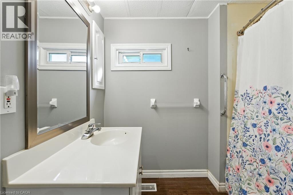 241 St. Paul Street W Unit# 102, St. Catharines, Ontario  L2S 2E5 - Photo 14 - 40770332