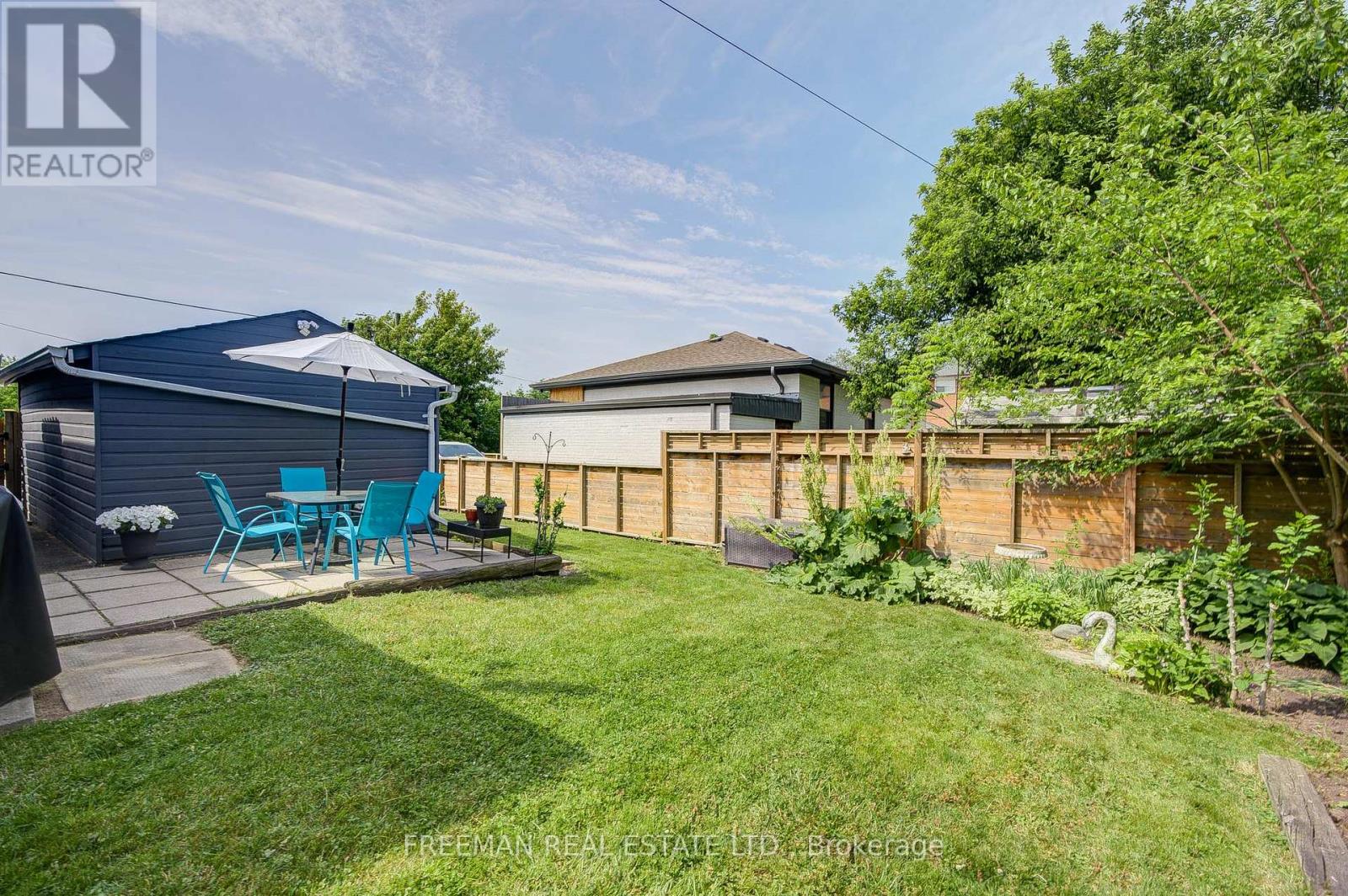 6 Lloyd George Avenue, Toronto, Ontario  M8W 3W4 - Photo 37 - W12409915