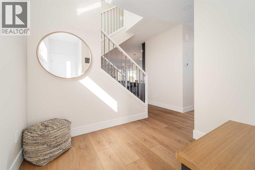 Property at 2706 43 Street S image 3
