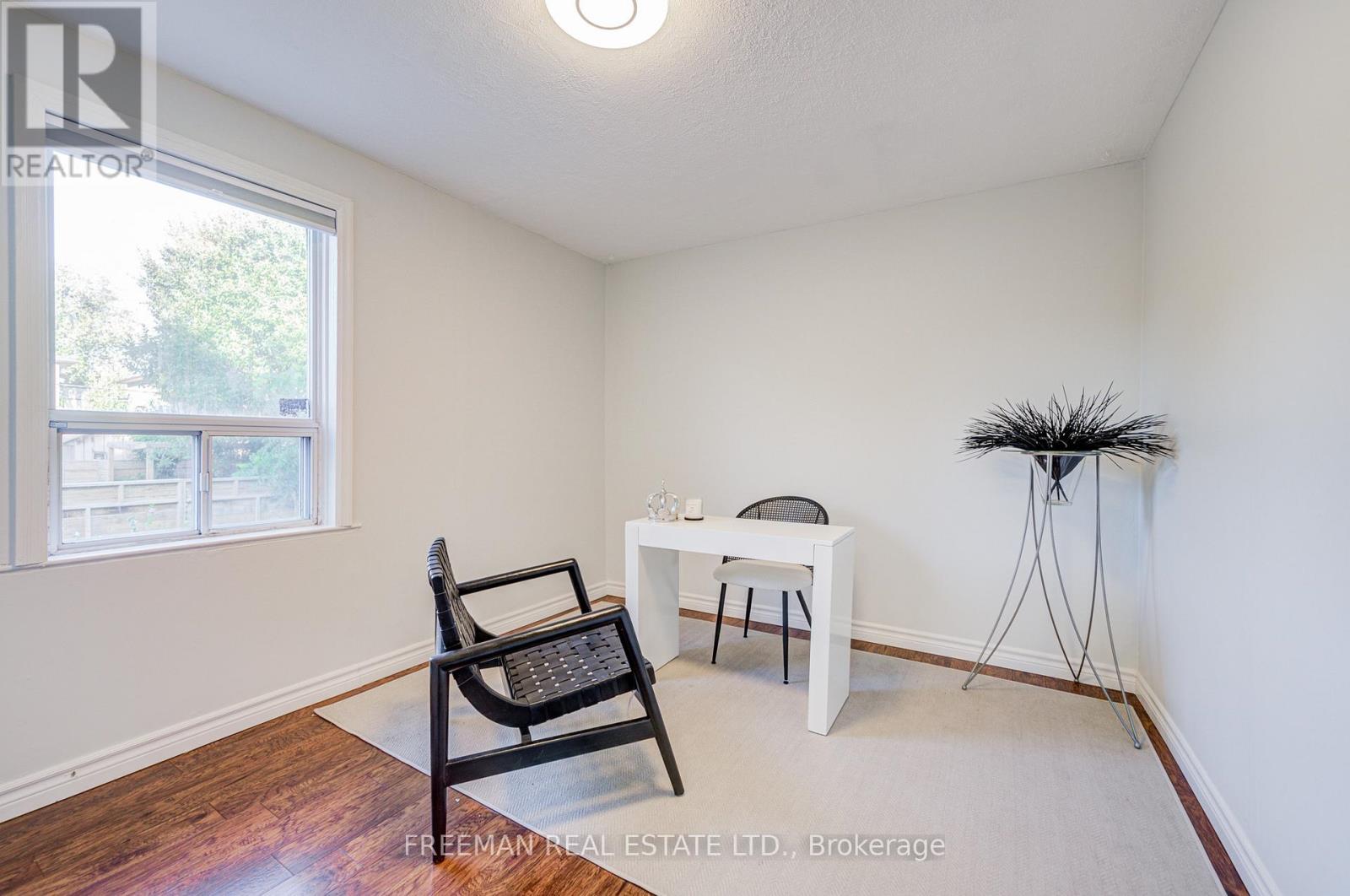 6 Lloyd George Avenue, Toronto, Ontario  M8W 3W4 - Photo 16 - W12409915