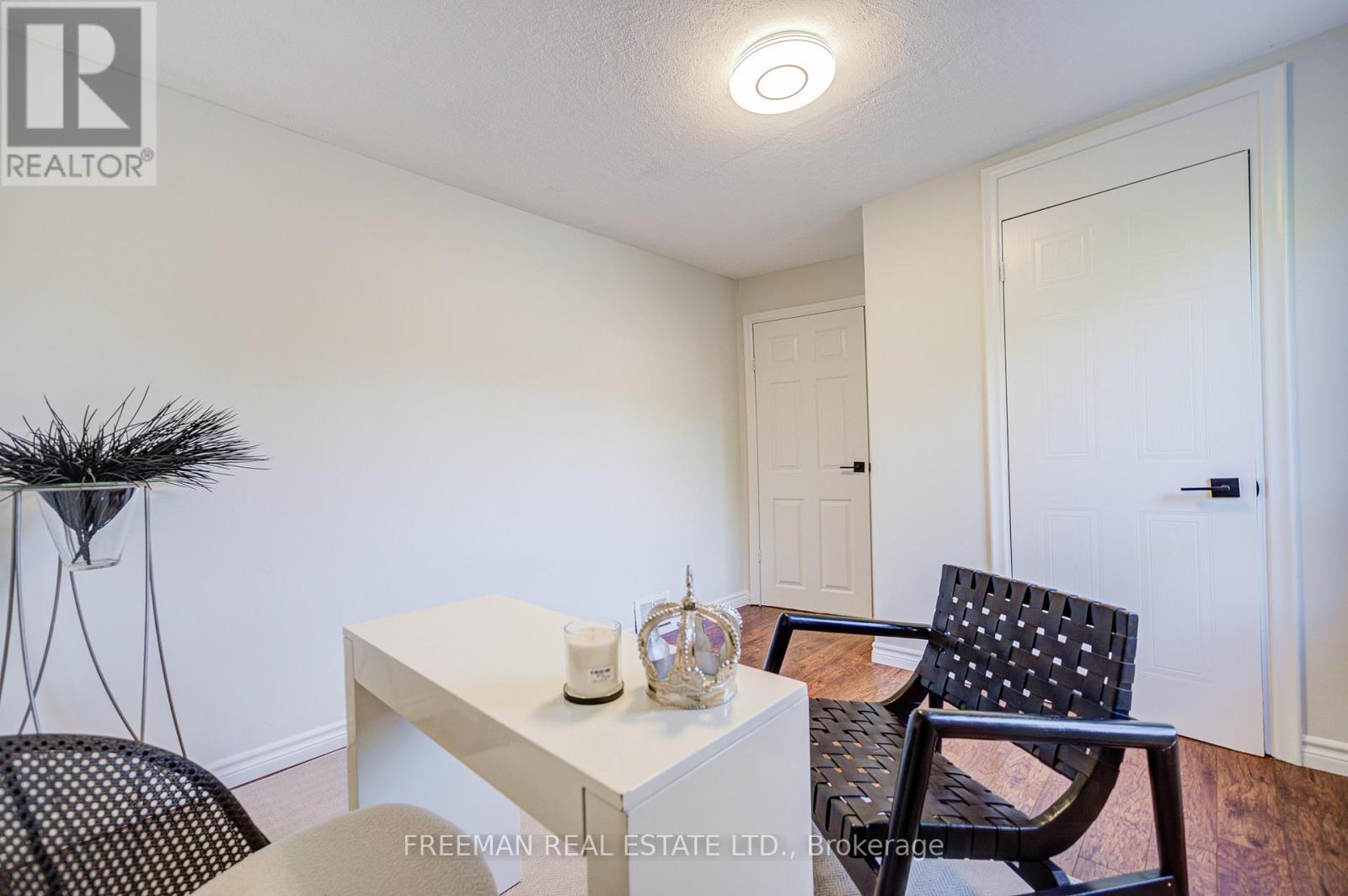 6 Lloyd George Avenue, Toronto, Ontario  M8W 3W4 - Photo 17 - W12409915