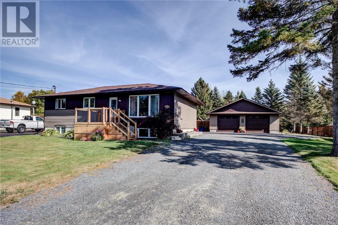 4442 Dugas Street, Val Therese, Ontario  P3P 1S6 - Photo 2 - 2125067