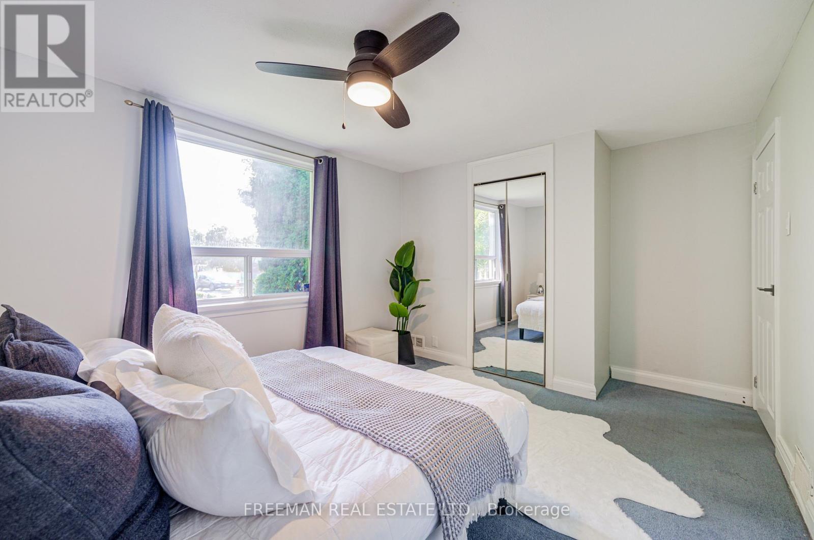 6 Lloyd George Avenue, Toronto, Ontario  M8W 3W4 - Photo 14 - W12409915
