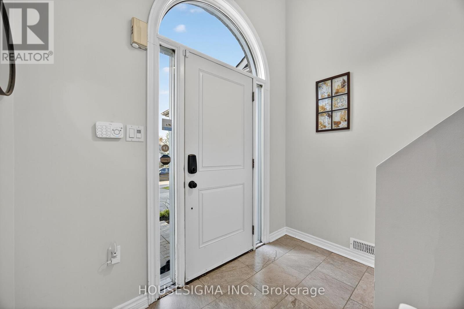 421 Irwin Street, Midland, Ontario  L4R 2V6 - Photo 4 - S12442492