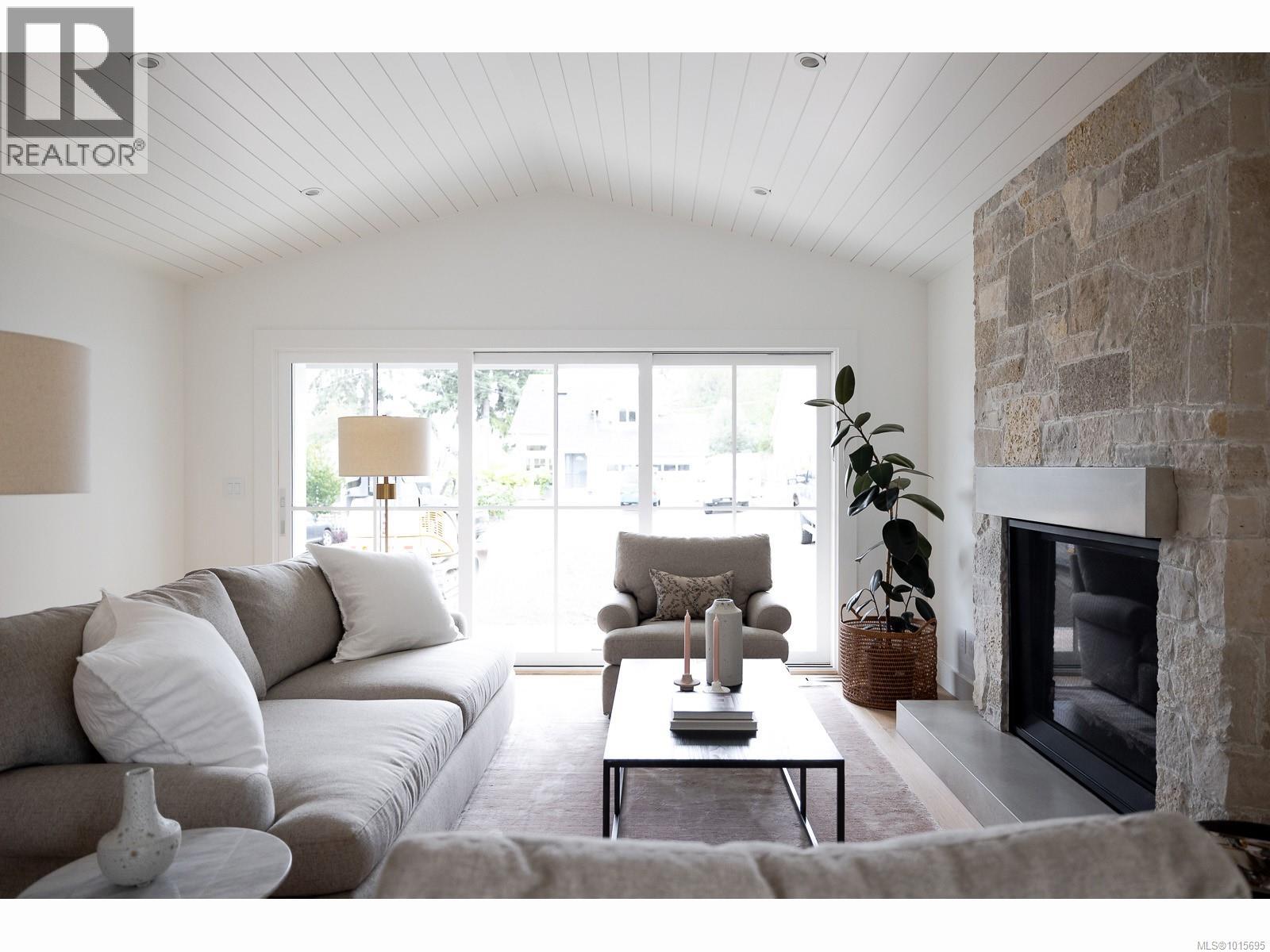 635 Cedar St, Qualicum Beach, British Columbia  V9K 1H2 - Photo 19 - 1015695