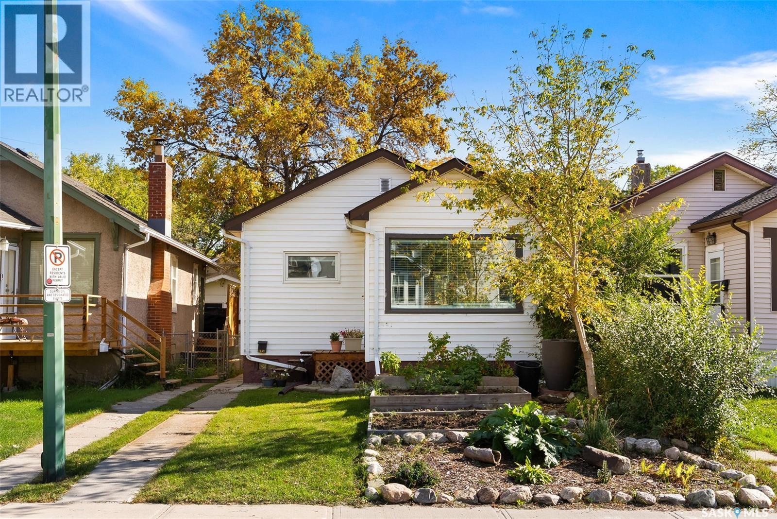 1551 Montague Street, Regina, Saskatchewan  S4T 3J4 - Photo 2 - SK020034