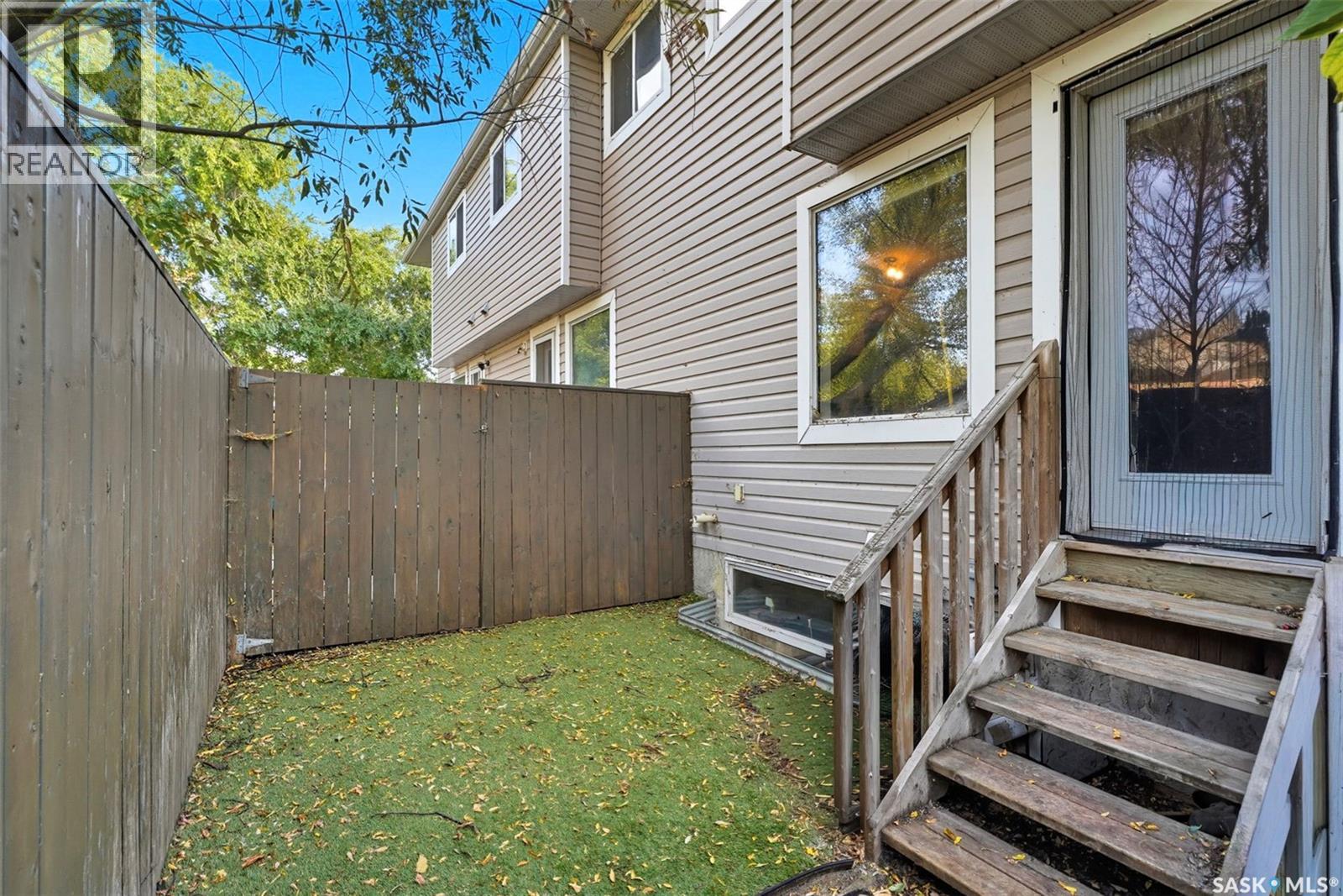 3 802 K Avenue N, Saskatoon, Saskatchewan  S7L 2N1 - Photo 16 - SK020027