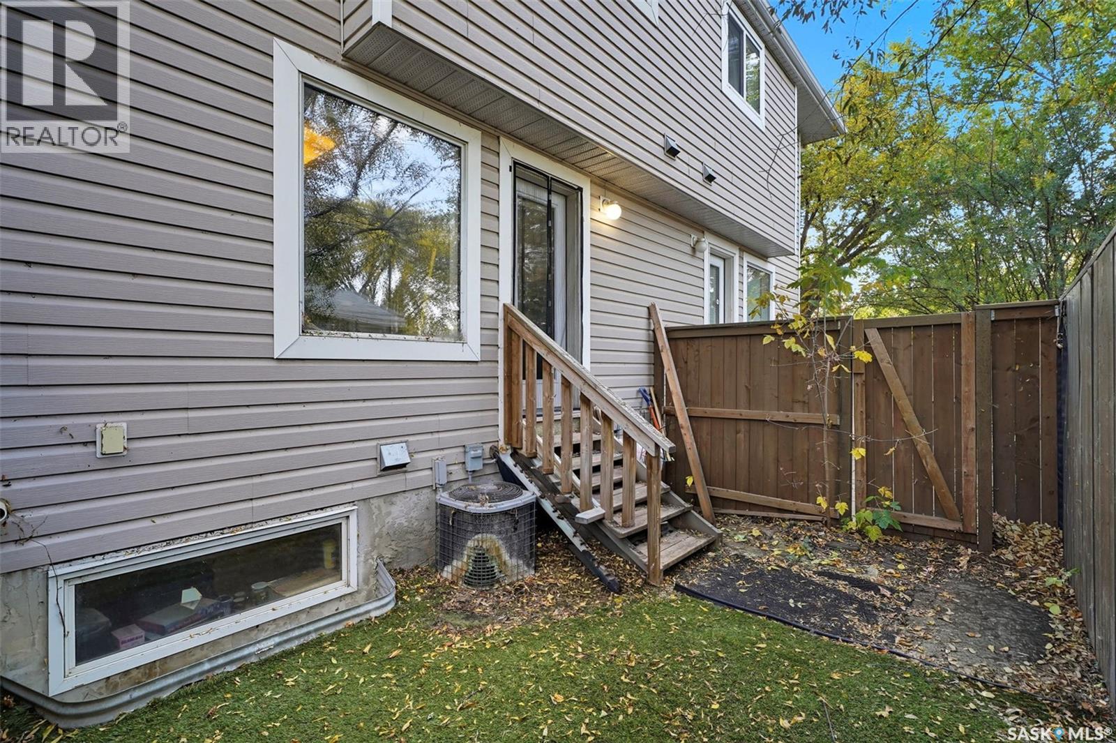 3 802 K Avenue N, Saskatoon, Saskatchewan  S7L 2N1 - Photo 18 - SK020027