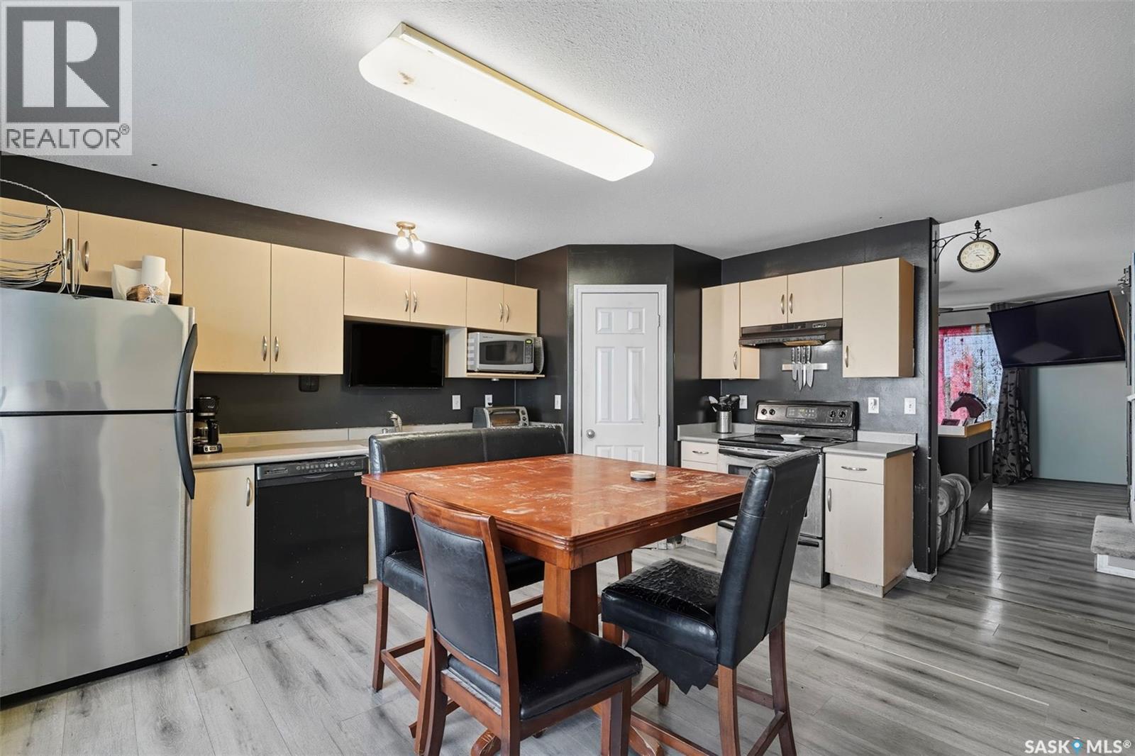 3 802 K Avenue N, Saskatoon, Saskatchewan  S7L 2N1 - Photo 6 - SK020027