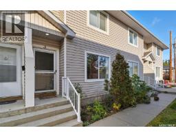 3 802 K AVENUE N Westmount