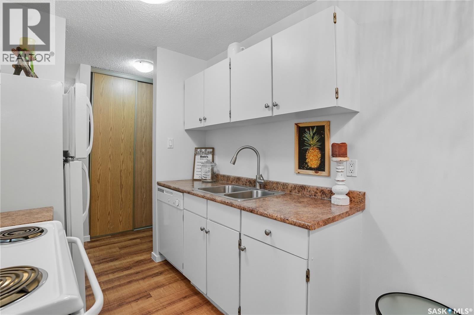 104 855 Wollaston Crescent, Saskatoon, Saskatchewan  S7J 4G1 - Photo 4 - SK020025