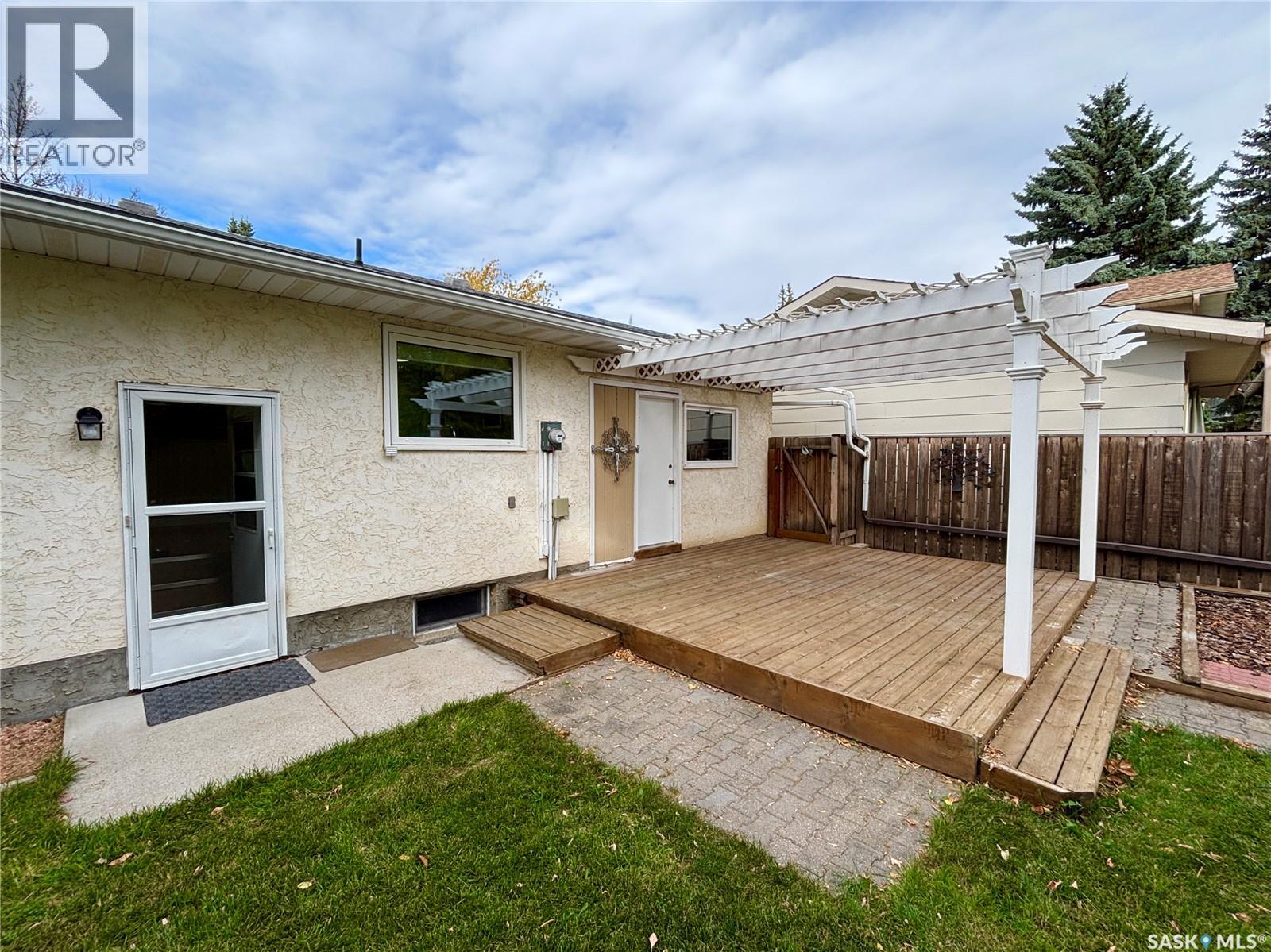 323 Tobin Crescent, Saskatoon, Saskatchewan  S7K 4N4 - Photo 44 - SK020020