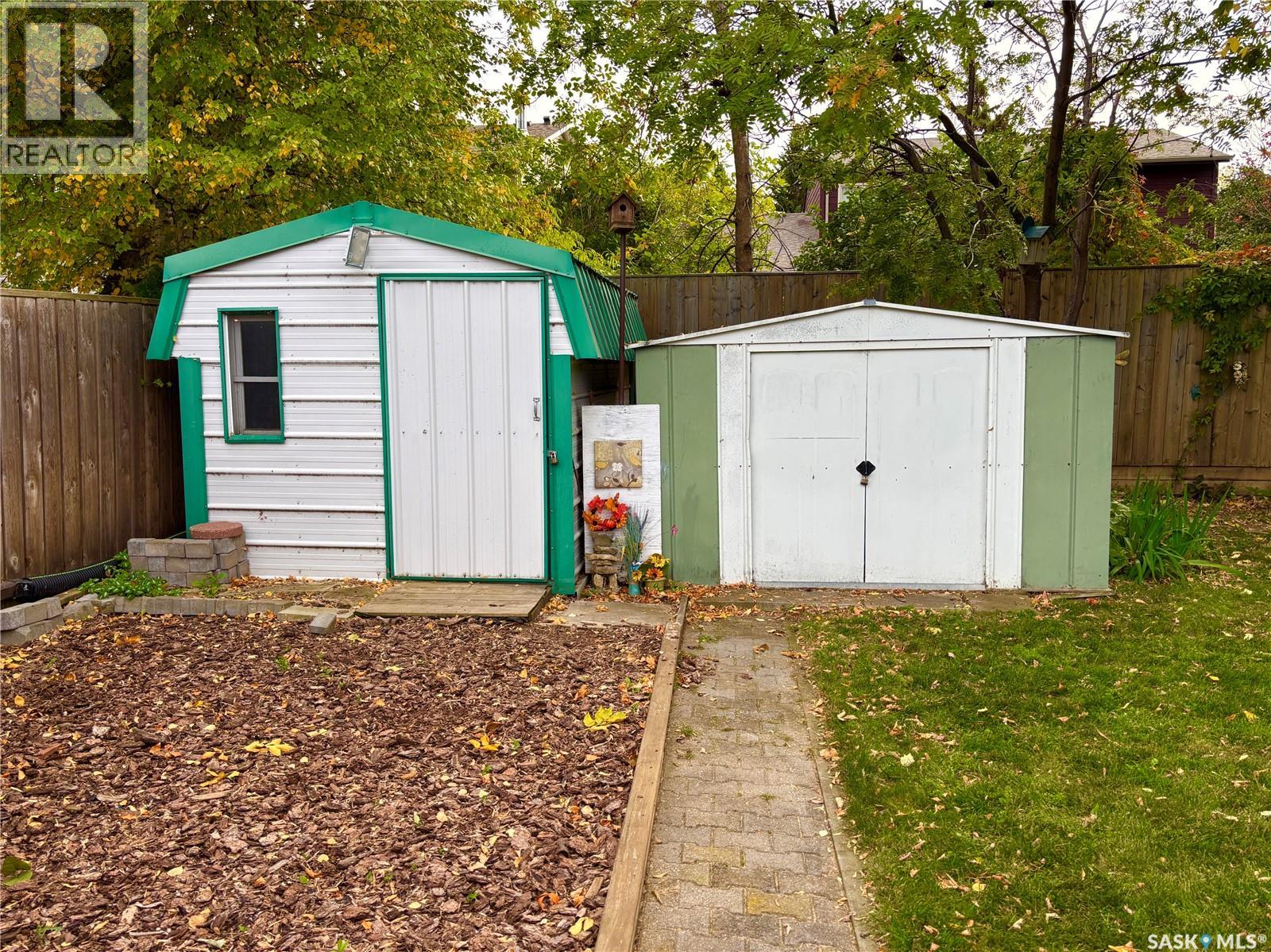 323 Tobin Crescent, Saskatoon, Saskatchewan  S7K 4N4 - Photo 45 - SK020020