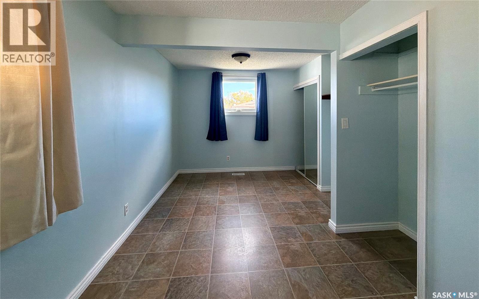 15 Marshall Crescent, Regina, Saskatchewan  S4R 4Y8 - Photo 9 - SK019976