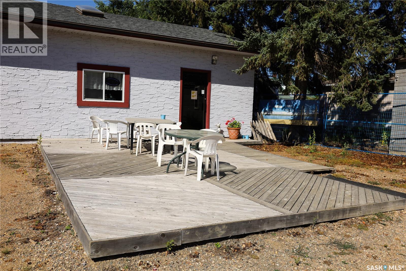 305 Main Street, Meota, Saskatchewan  S0M 1X0 - Photo 3 - SK019888