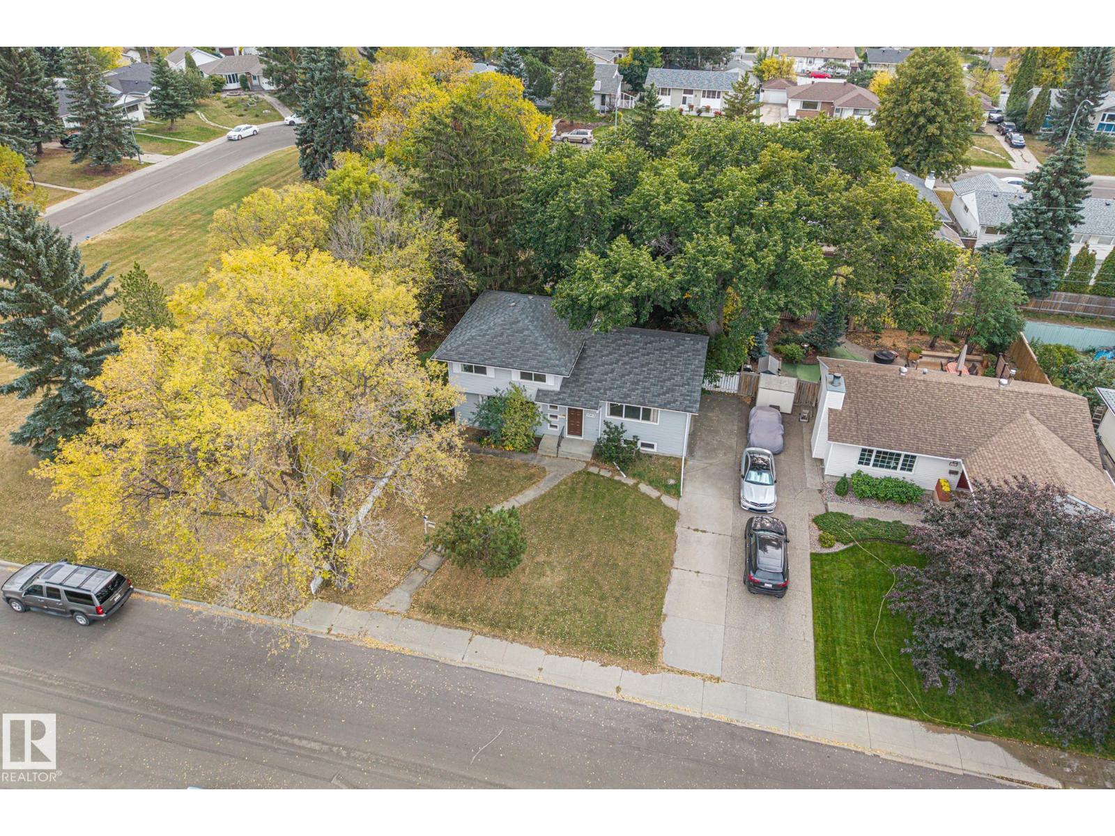 15913 94 Av Nw, Edmonton, Alberta  T5R 5K9 - Photo 3 - E4460626