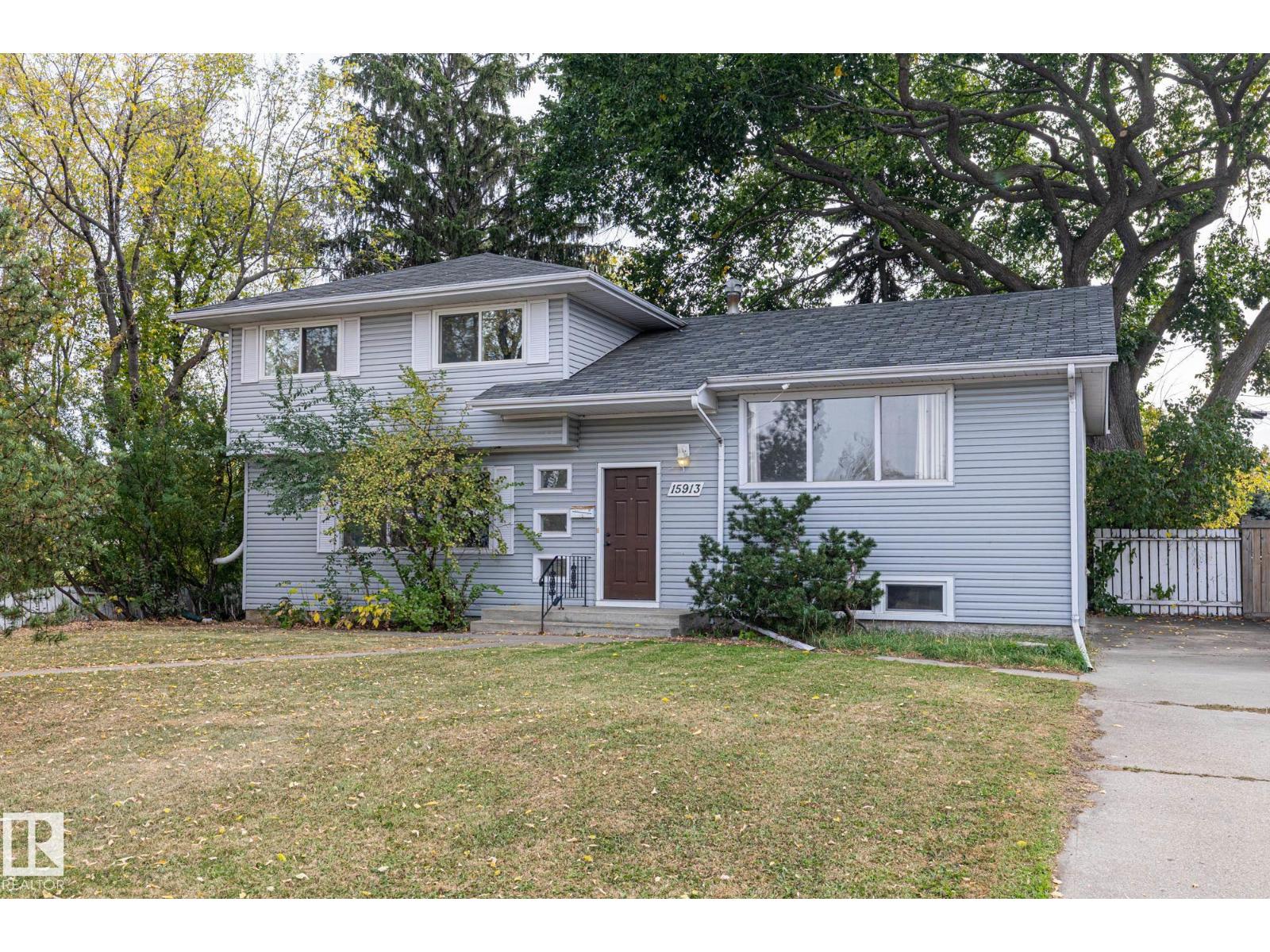15913 94 Av Nw, Edmonton, Alberta  T5R 5K9 - Photo 1 - E4460626