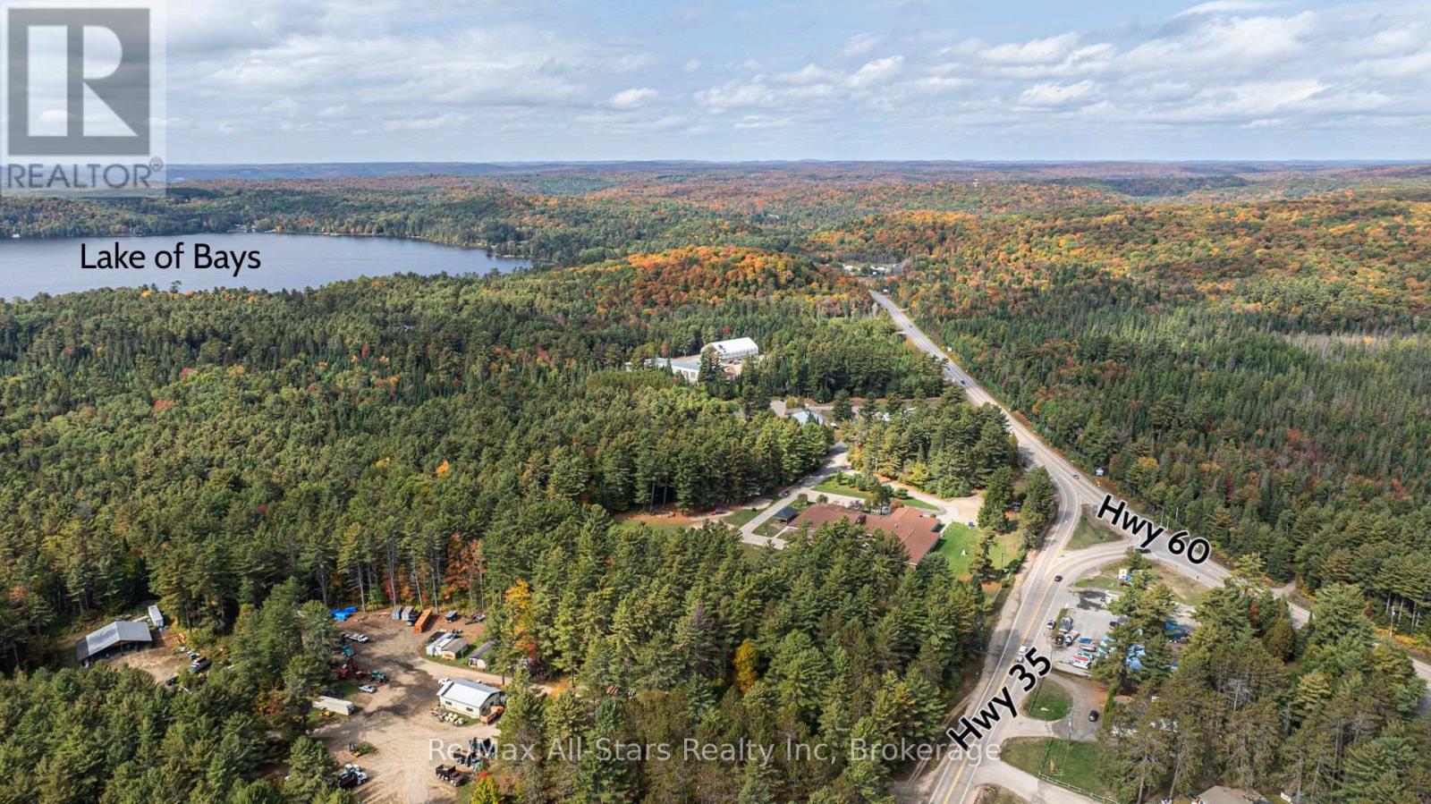 25798 Highway 35 Highway, Lake Of Bays, Ontario  P0A 1H0 - Photo 3 - X12432194