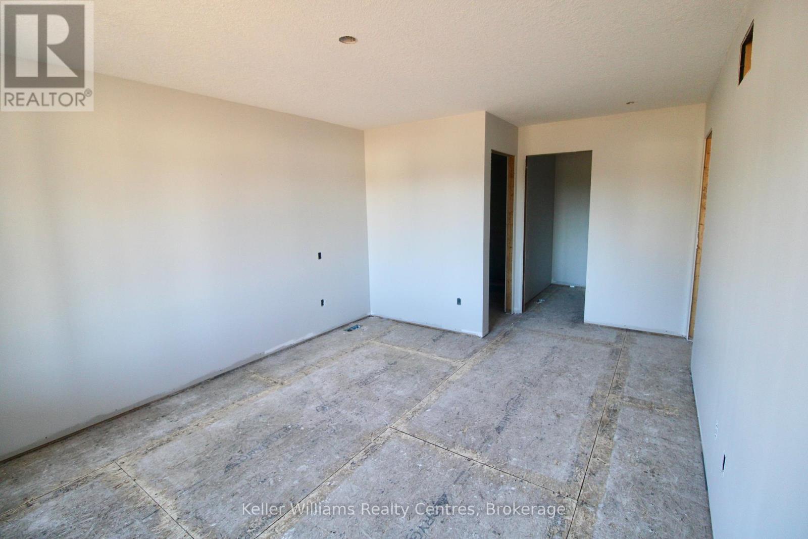 770 18th Street, Hanover, Ontario  N4N 0C7 - Photo 8 - X12333745