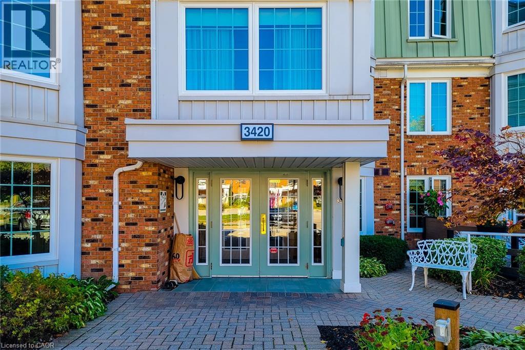 3420 FREDERICK Avenue Unit# 221, Vineland, Ontario