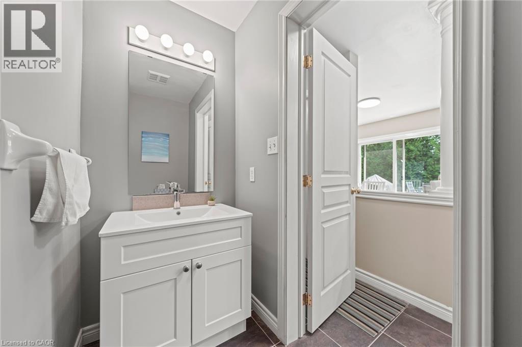 4 Irongate Drive, Paris, Ontario  N3L 4G4 - Photo 14 - 40775999