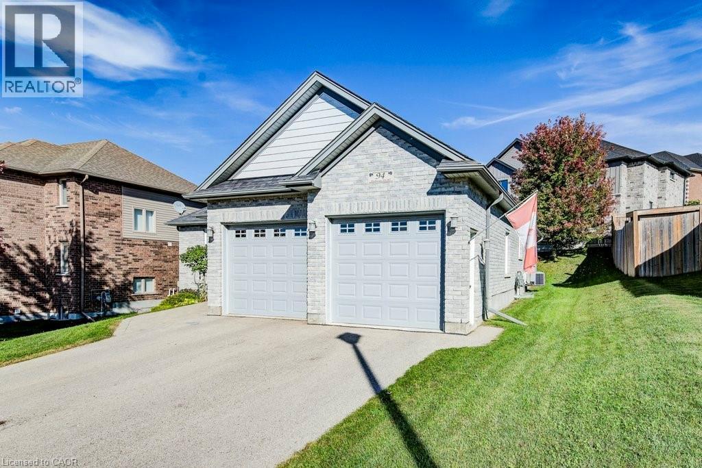 94 Andrews Drive W, Drayton, Ontario  N0G 1P0 - Photo 3 - 40775830