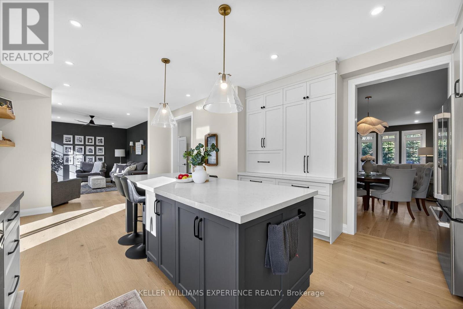 50 Regalia Way, Barrie (Innis-Shore), Ontario  L4M 7H8 - Photo 5 - S12442595