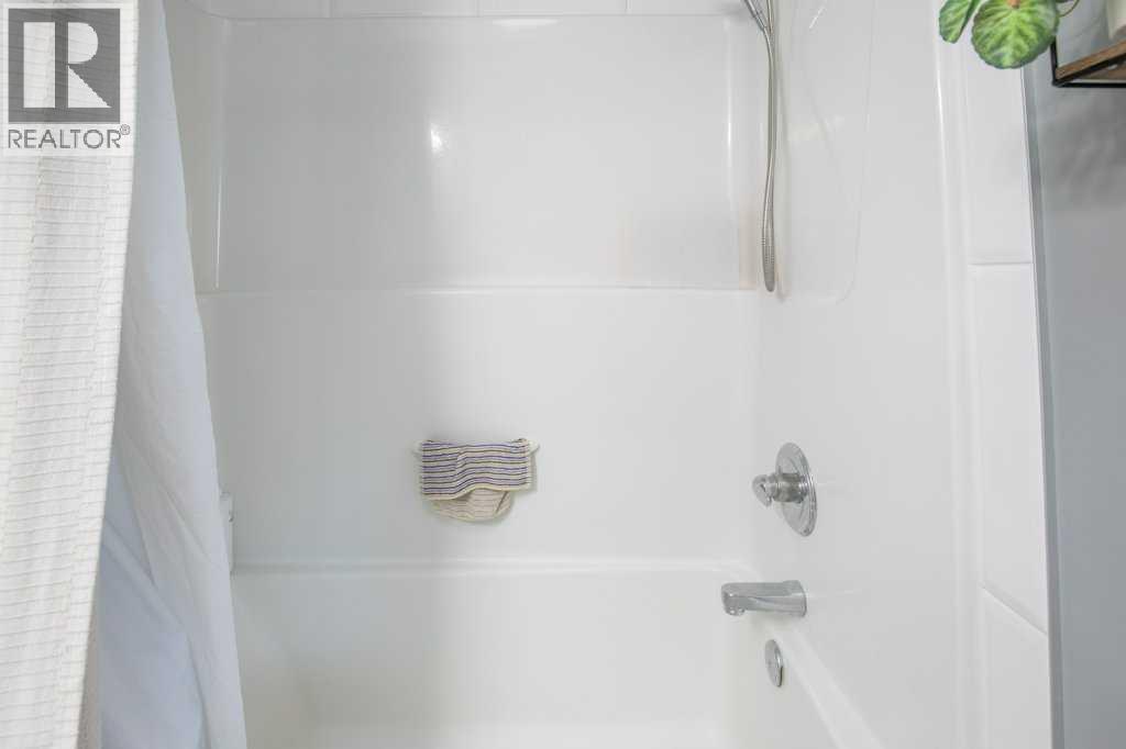 2316 19 Avenue, Bowden, Alberta  T0M 0K0 - Photo 28 - A2258201