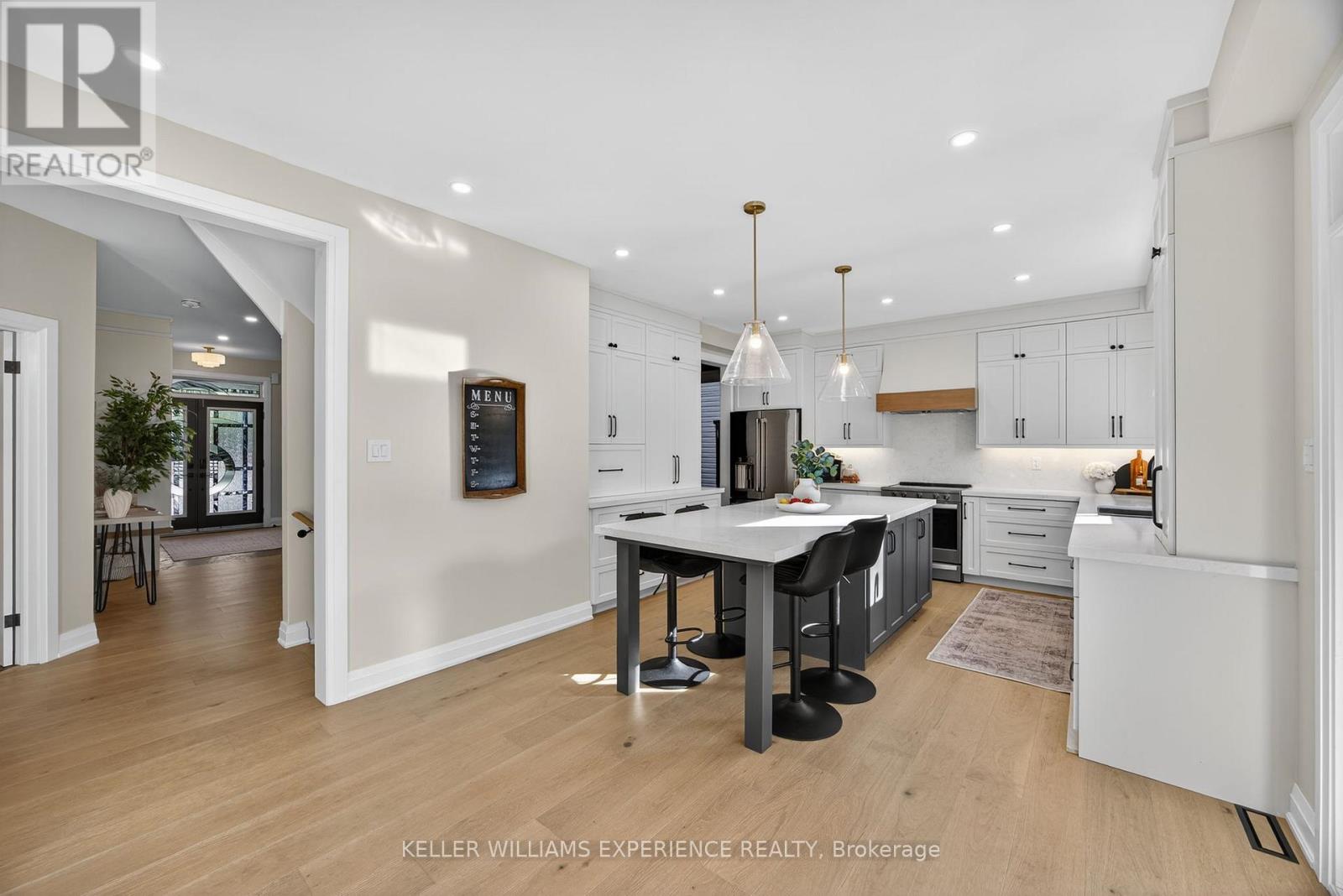 50 Regalia Way, Barrie (Innis-Shore), Ontario  L4M 7H8 - Photo 4 - S12442595