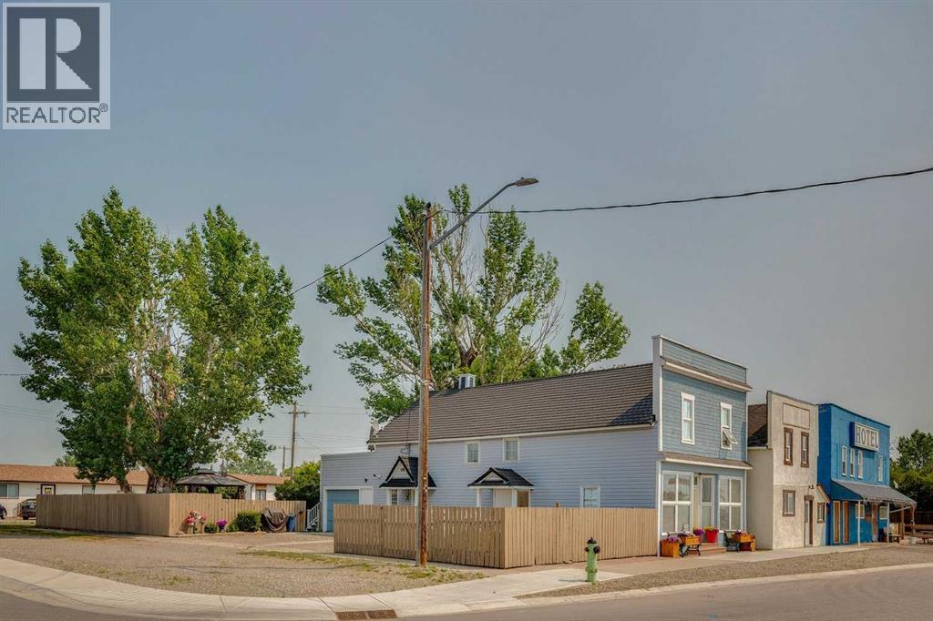 102 Railway Avenue E, Carseland, Alberta  T0J 0M0 - Photo 3 - A2150026